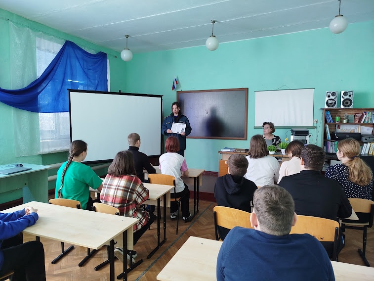 Профориентационная беседа со старшеклассниками.